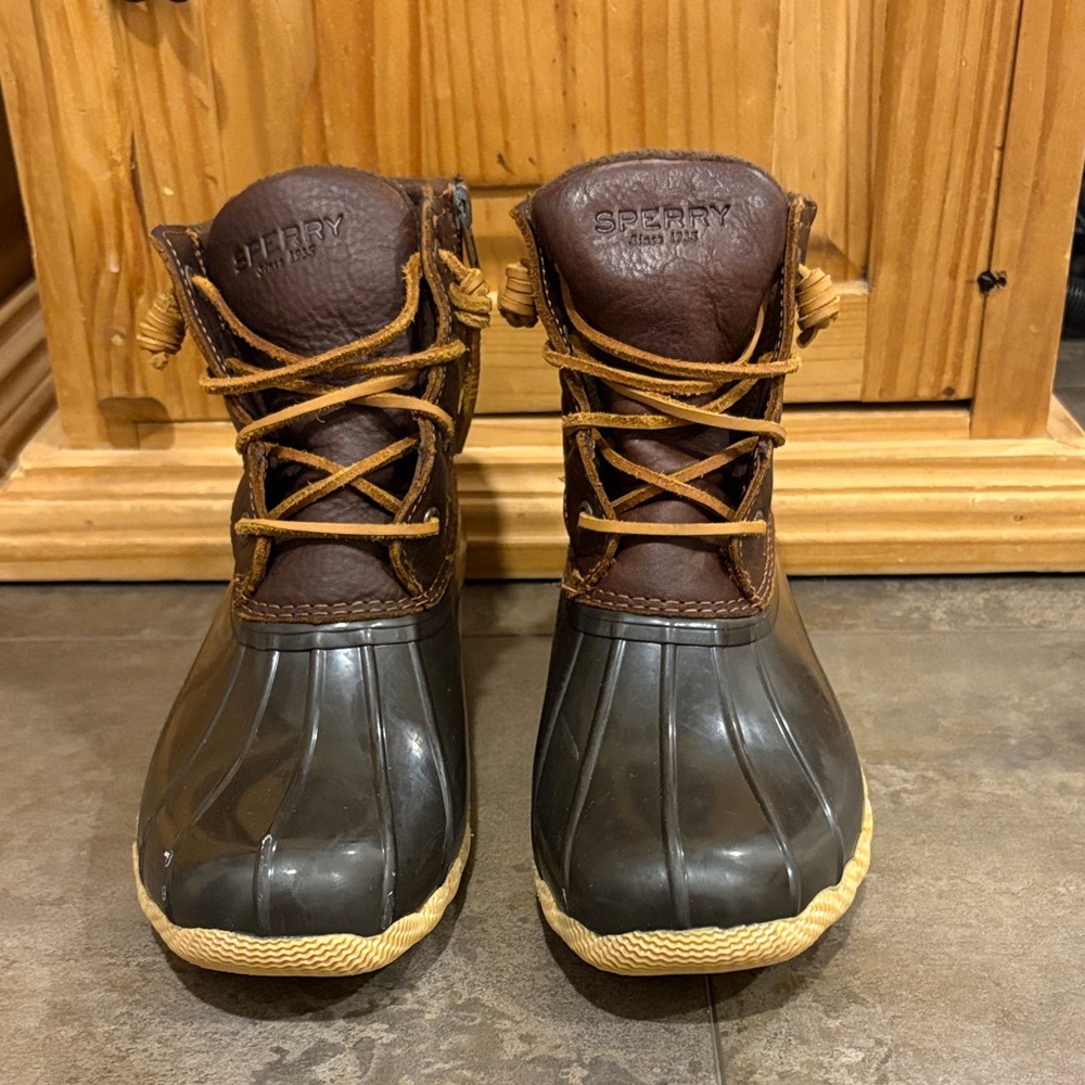 Sperry Women’s Hiking Dark Brown and Tan Boots